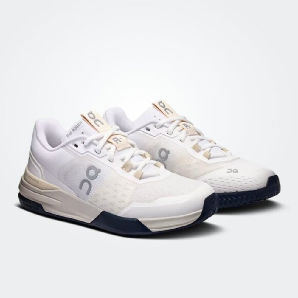 On running The Roger Advantage Pro Sneaker Shoes in White/Cream/Navy Size 8.5